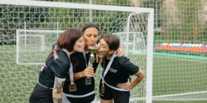 Des gagnants de l’EuroMillions investissent dans un club de foot féminin : l’incroyable histoire de Durham Women FC