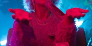 Elle scanne son ticket, voit 2 millions et part à la retraite… le jour même